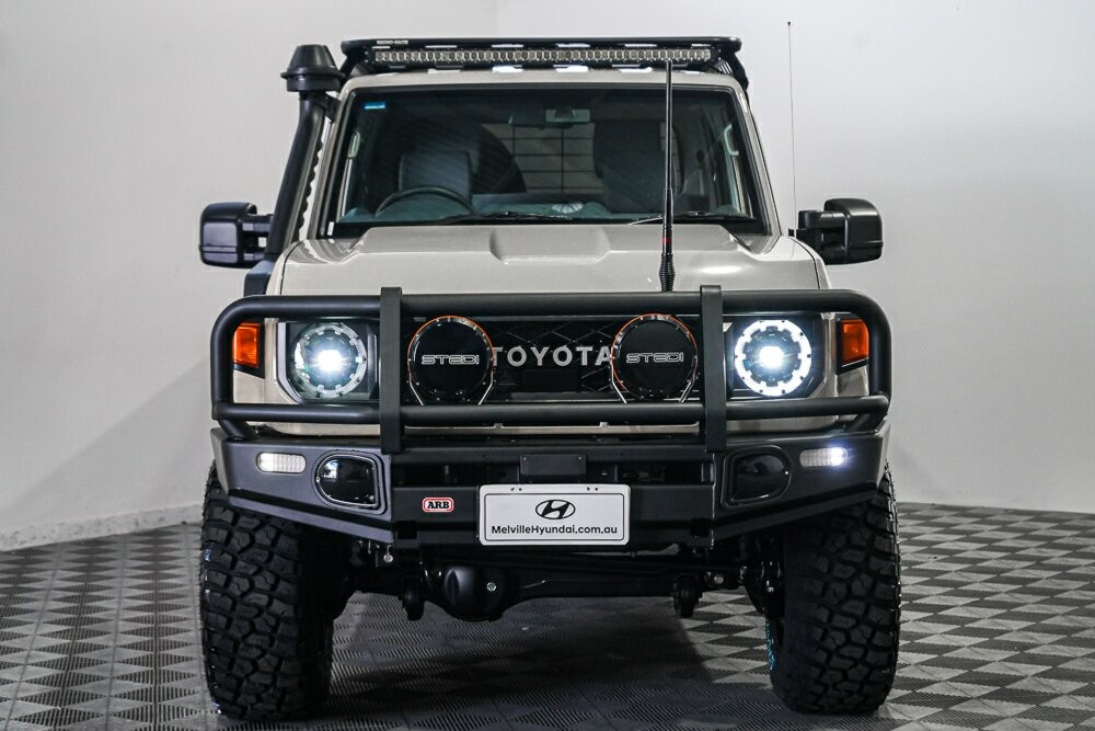 Toyota Landcruiser image 4