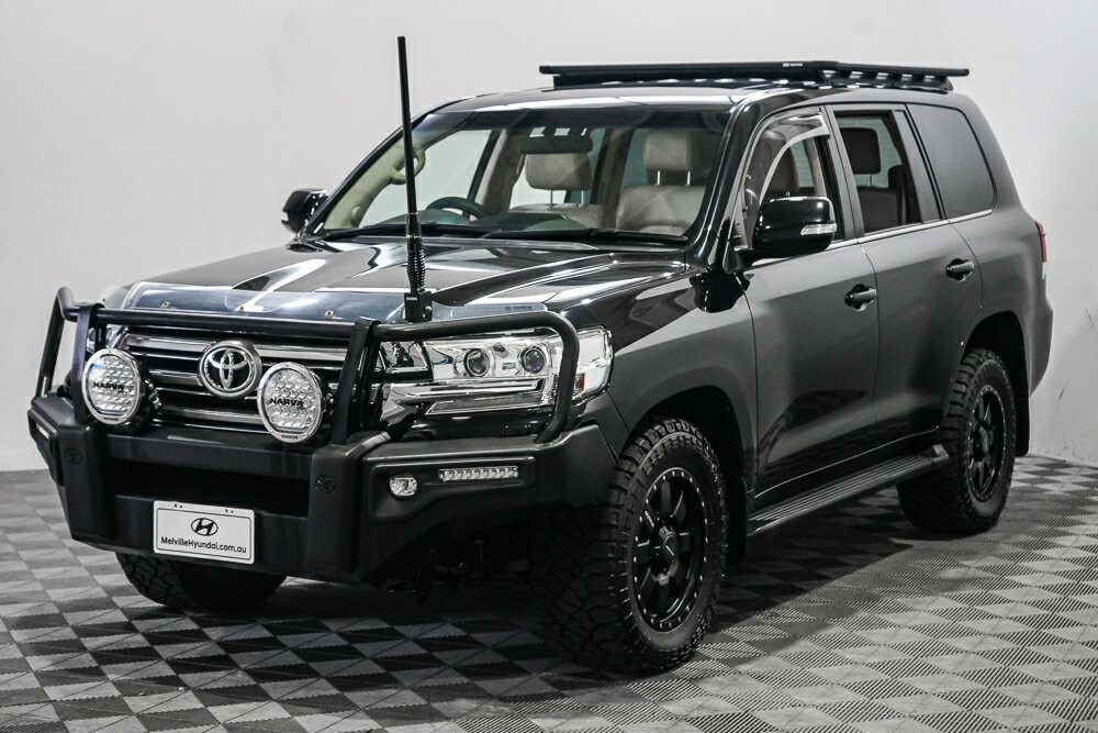 Toyota Landcruiser image 4