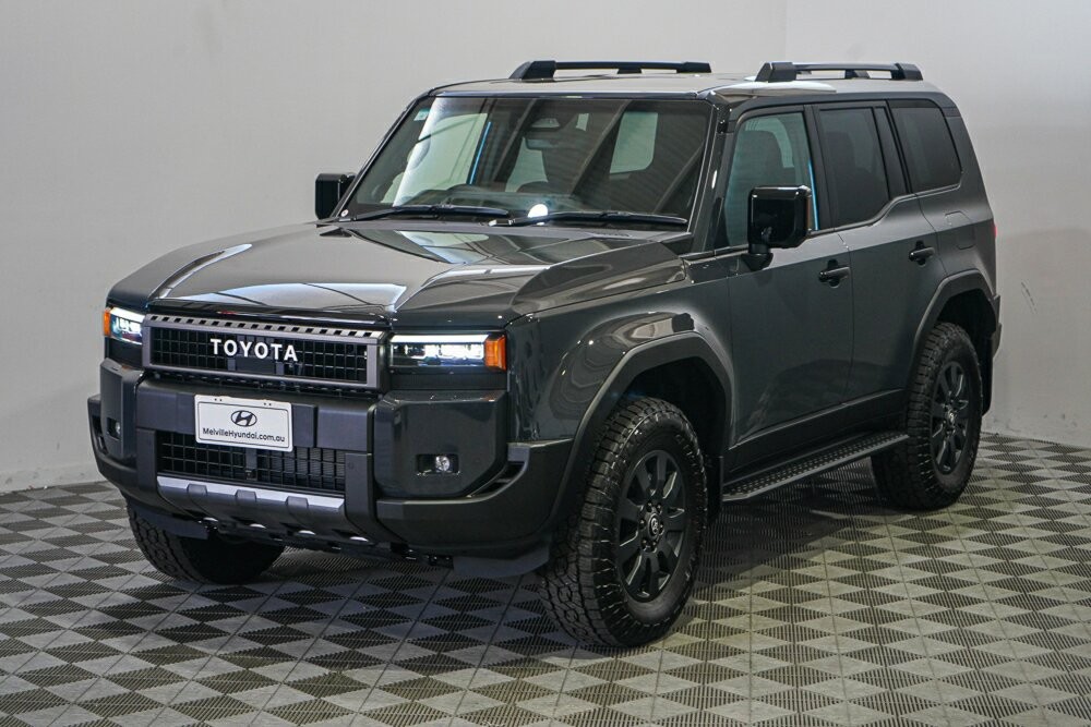 Toyota Landcruiser Prado image 4