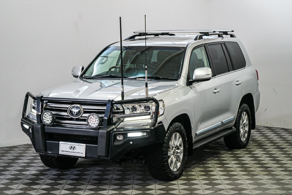 Toyota Landcruiser image 4