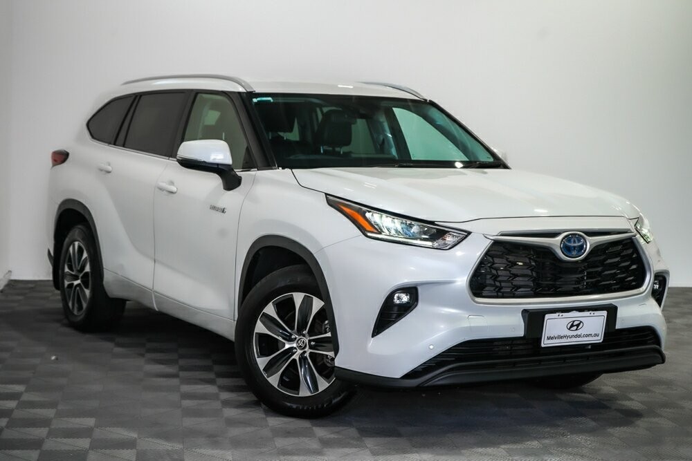 Toyota Kluger image 1