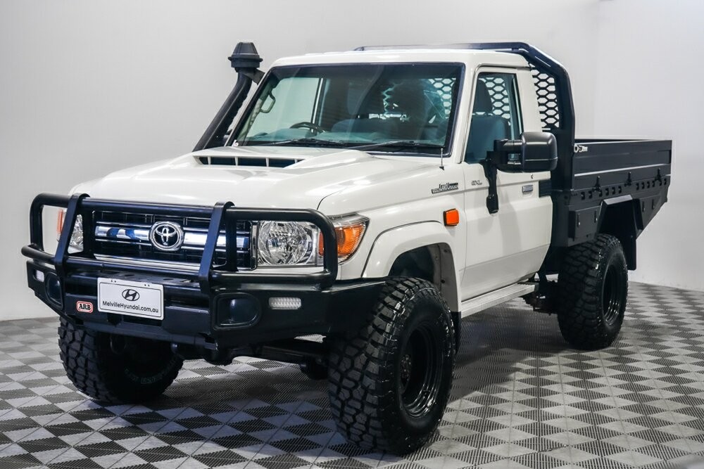 Toyota Landcruiser image 4