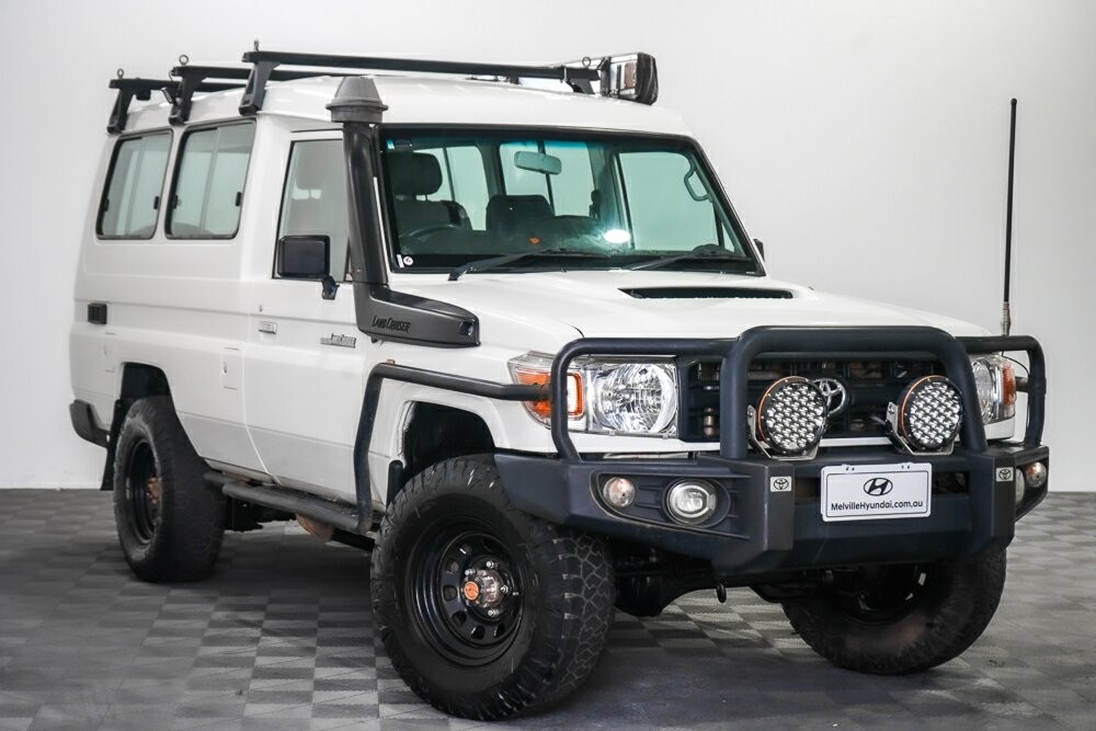 Toyota Landcruiser image 1