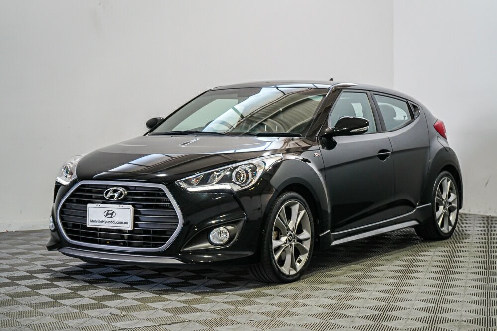 Hyundai Veloster image 3