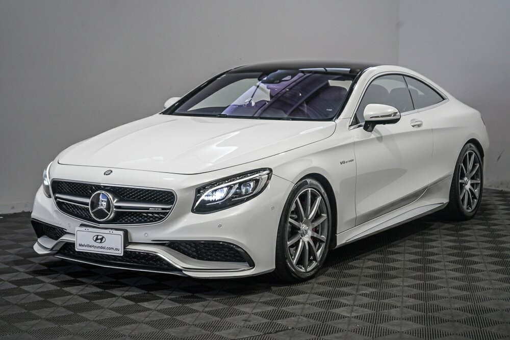 Mercedes Benz S-class image 4