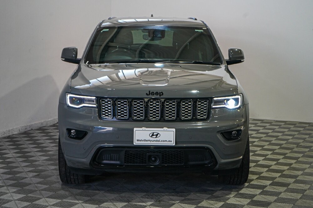 Jeep Grand Cherokee image 3