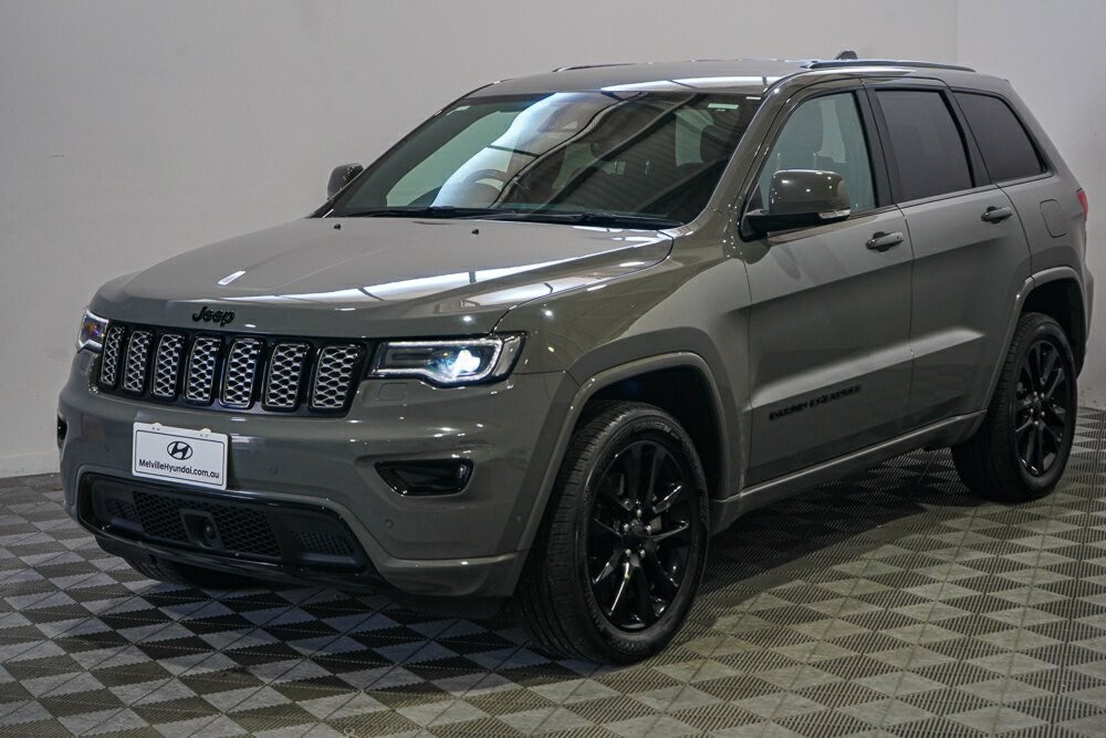 Jeep Grand Cherokee image 4