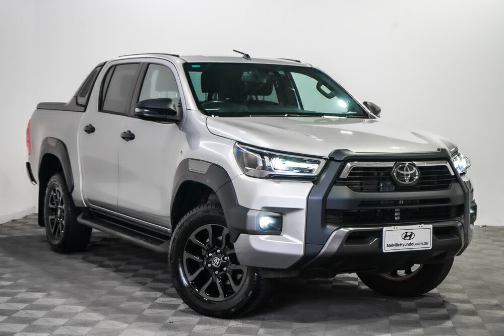 Toyota Hilux image 1