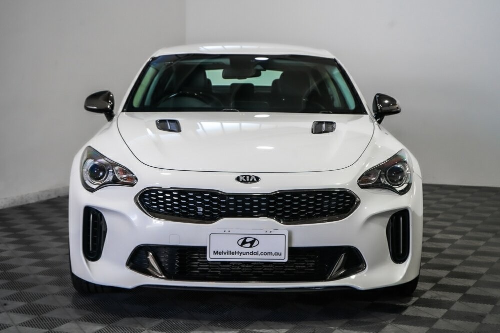 Kia Stinger image 3