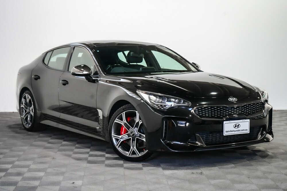 Kia Stinger image 1
