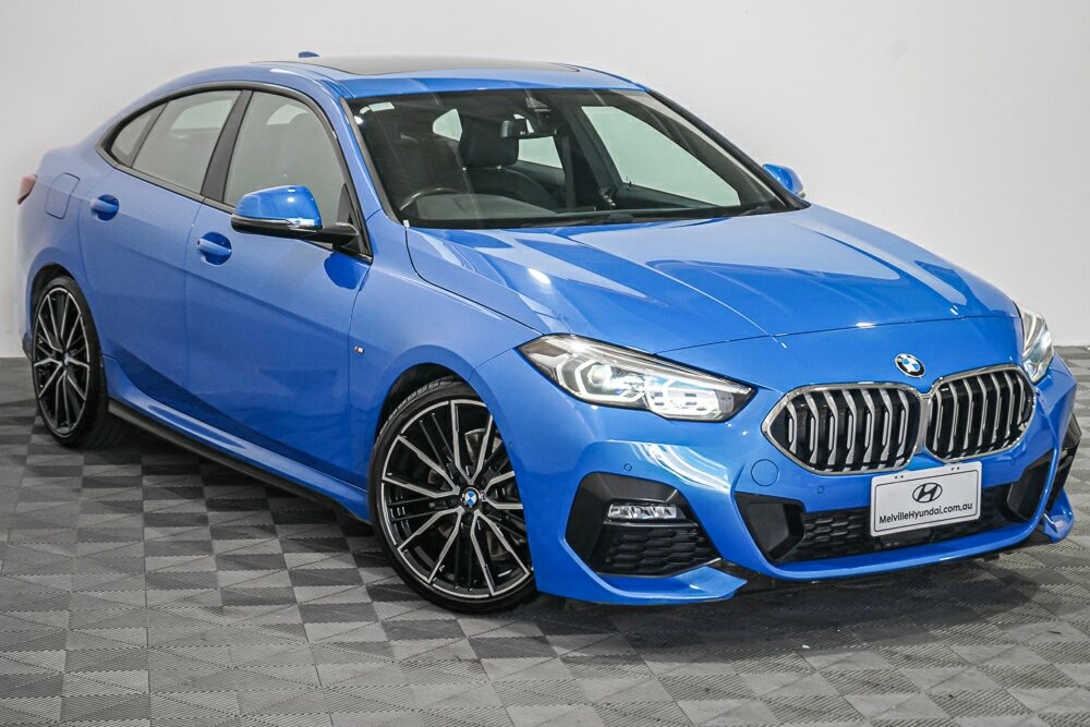 BMW 2 Series image 1
