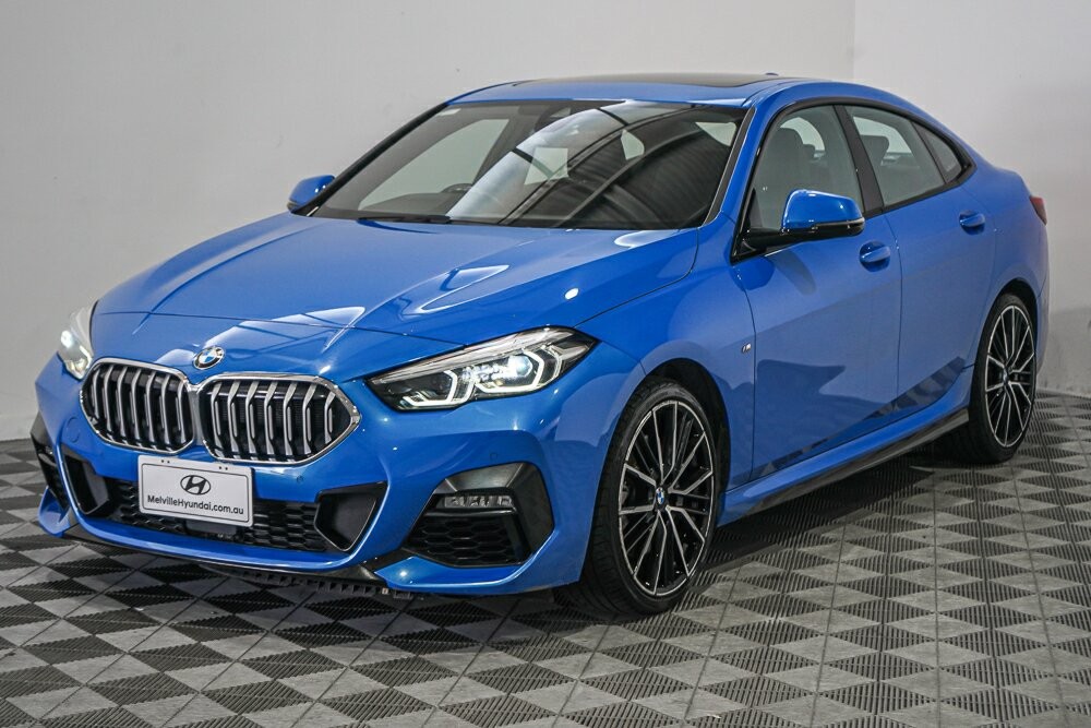 BMW 2 Series image 3