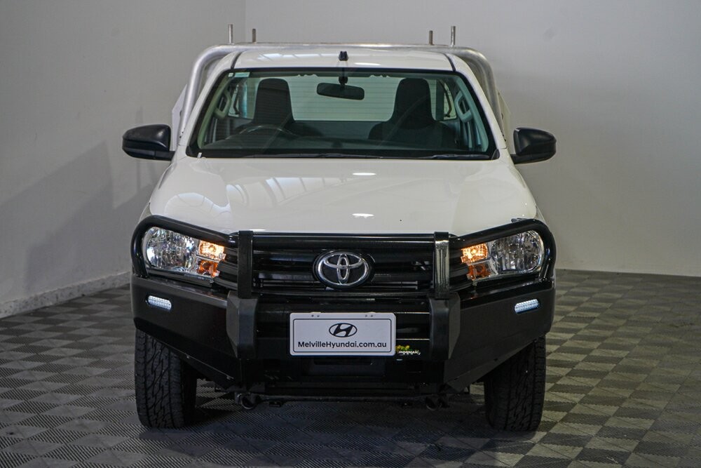 Toyota Hilux image 3