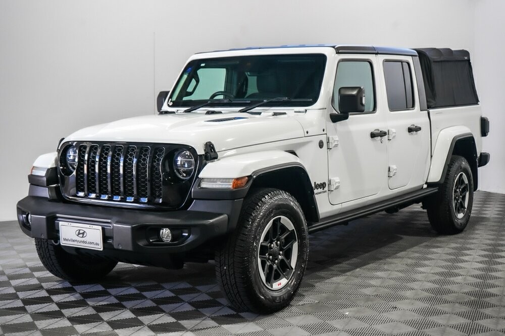 Jeep Gladiator image 4