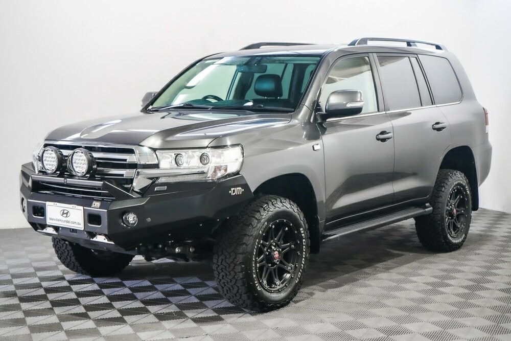 Toyota Landcruiser image 4