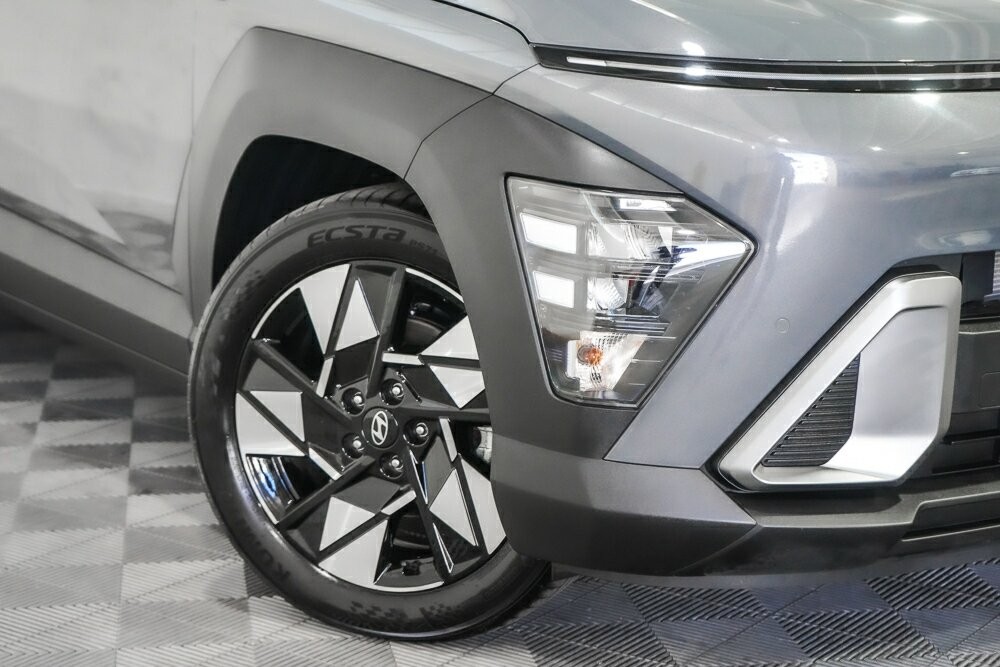 Hyundai Kona image 2