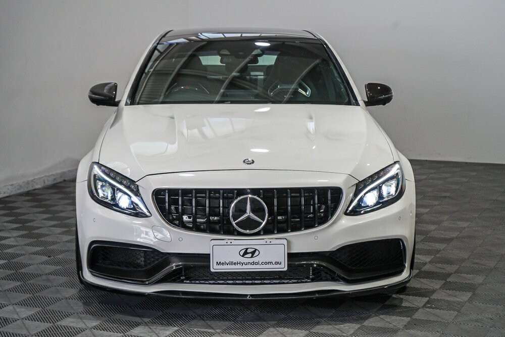 Mercedes Benz C-class image 3