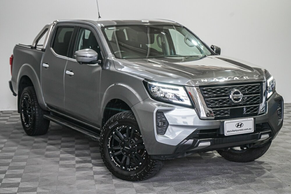 Nissan Navara image 1