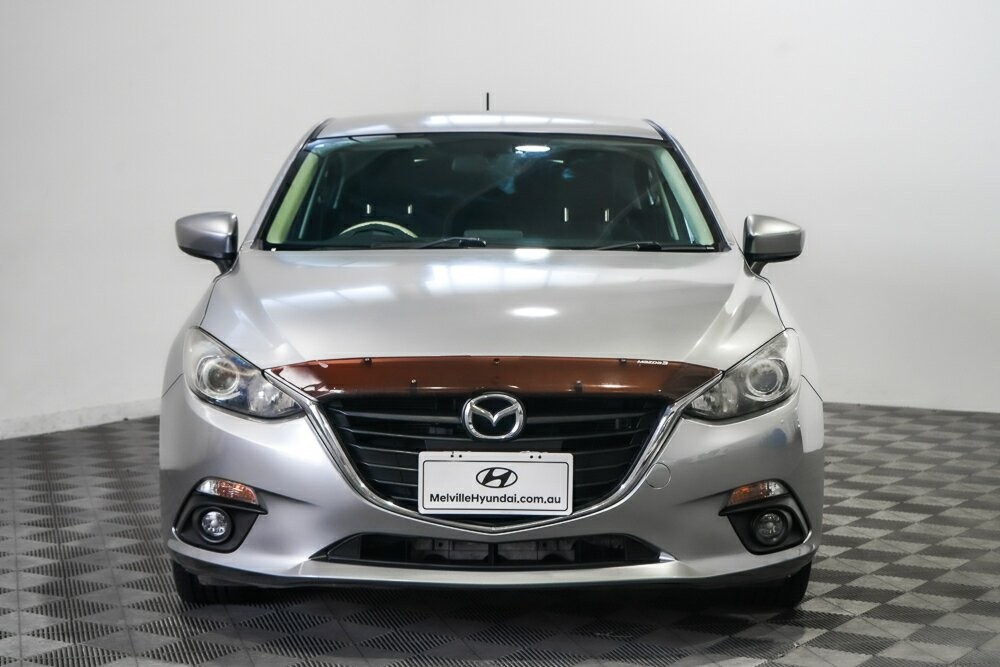Mazda 3 image 3