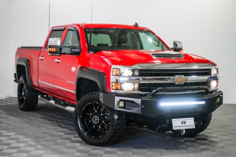 Chevrolet Silverado image 1