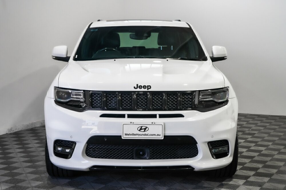 Jeep Grand Cherokee image 3