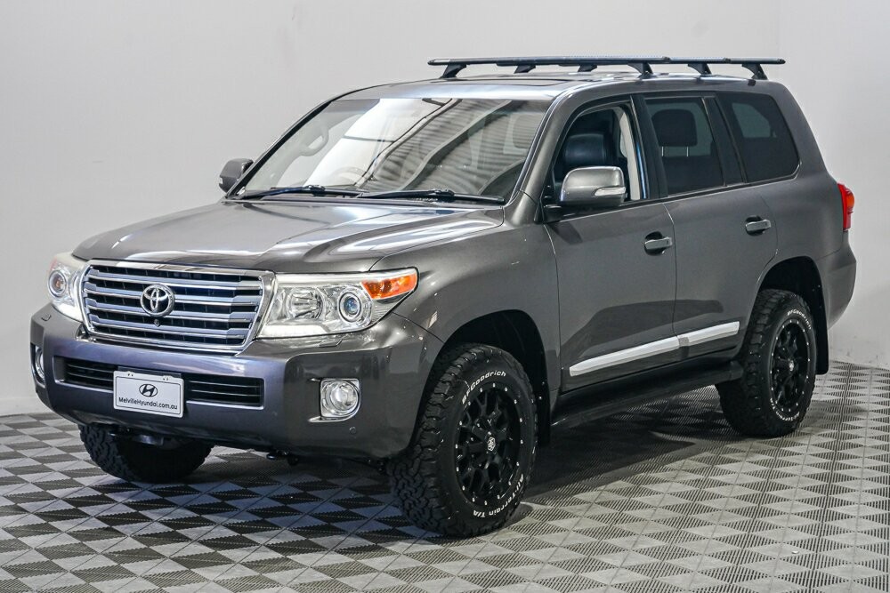 Toyota Landcruiser image 4