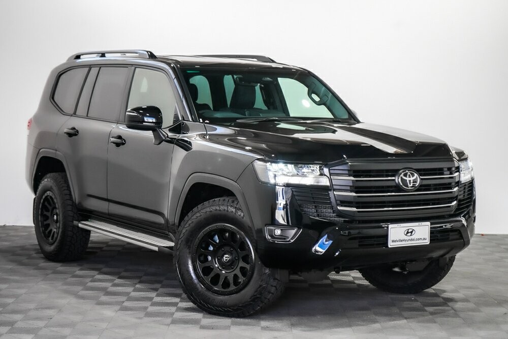 Toyota Landcruiser image 1