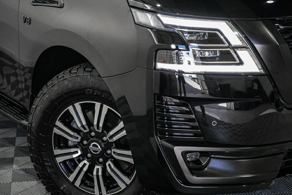 Nissan Patrol image 2