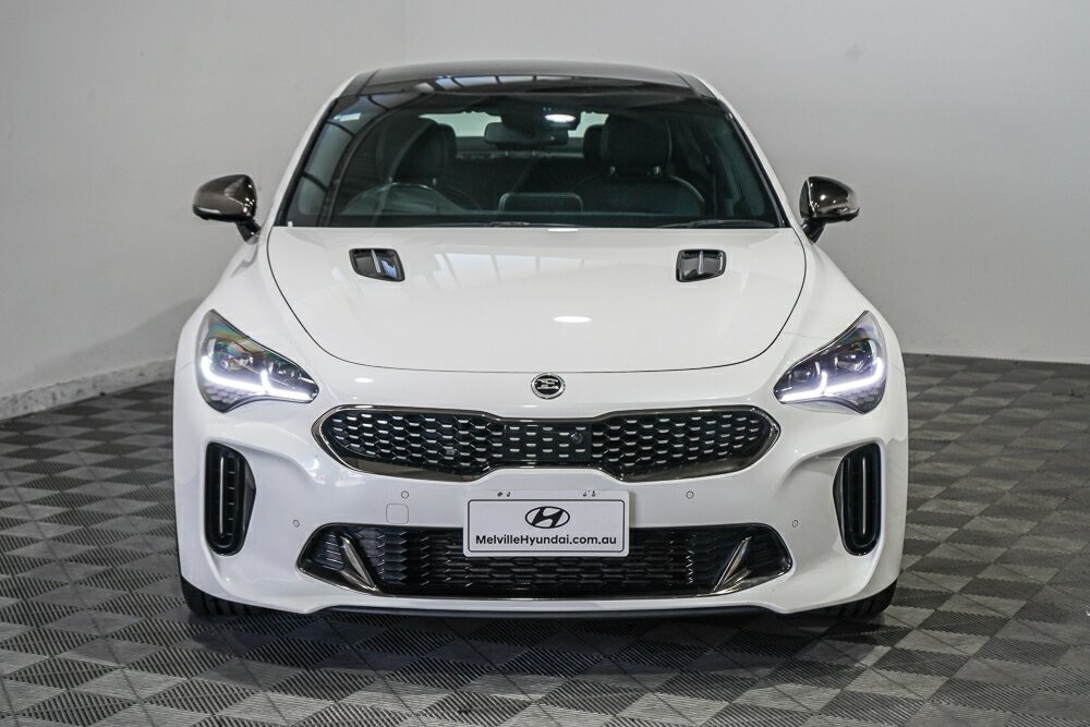 Kia Stinger image 3