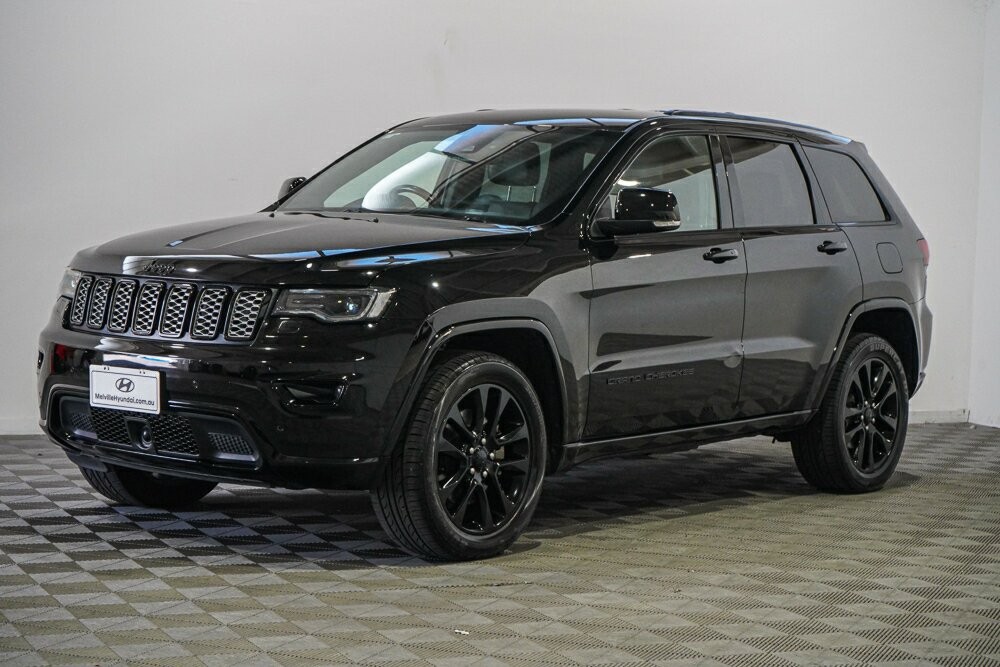 Jeep Grand Cherokee image 4