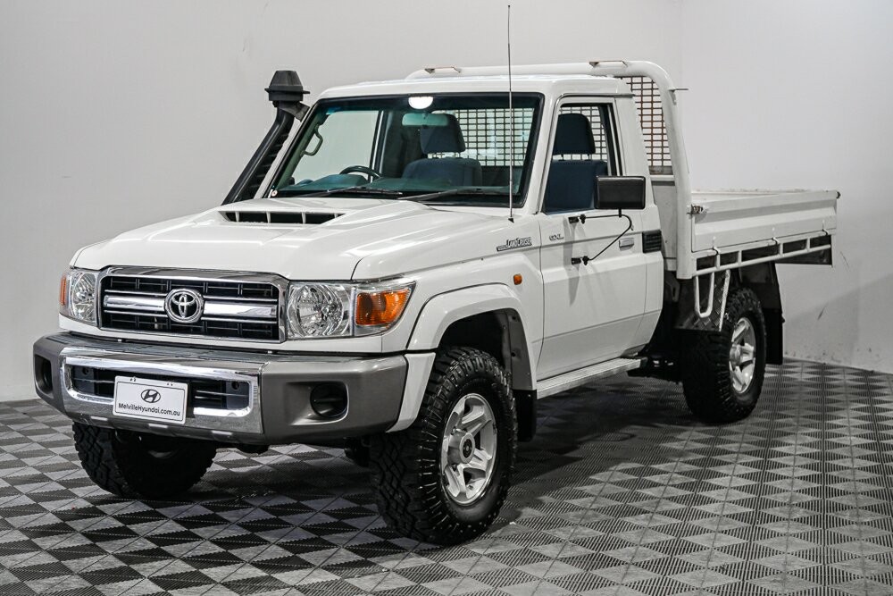Toyota Landcruiser image 4