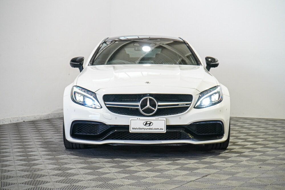 Mercedes Benz C-class image 3