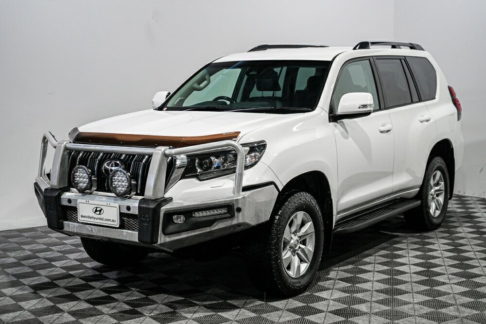 Toyota Landcruiser Prado image 4