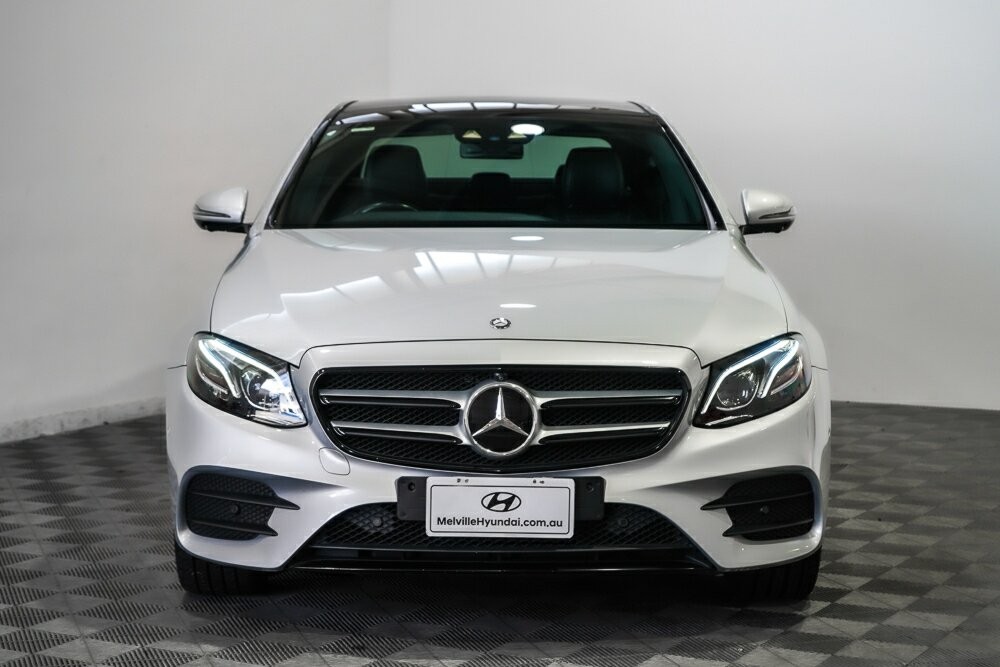 Mercedes Benz E-class image 3