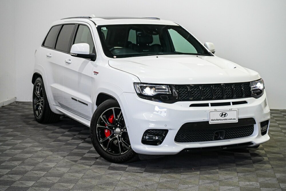 Jeep Grand Cherokee image 1