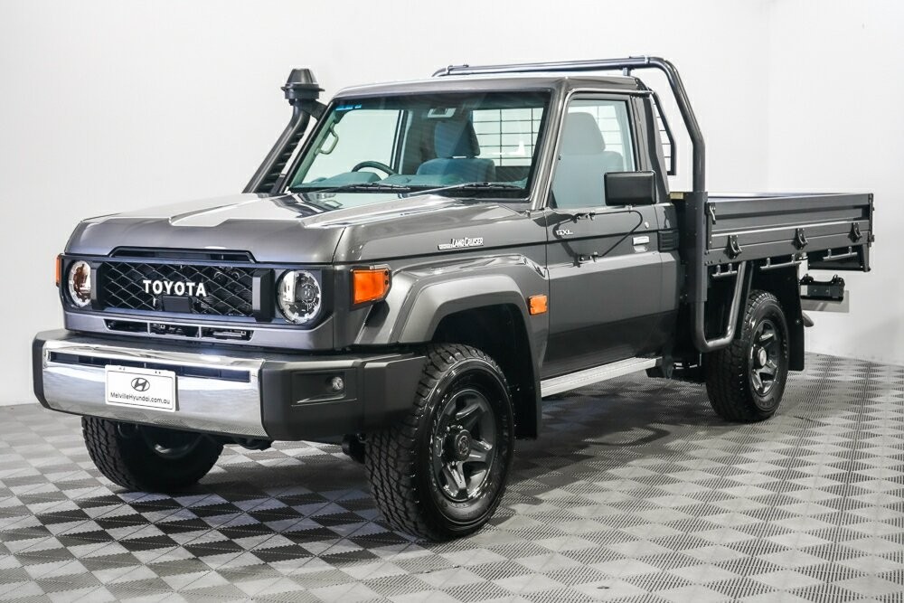 Toyota Landcruiser image 4