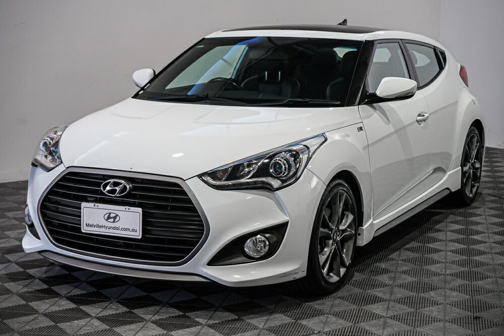 Hyundai Veloster image 4