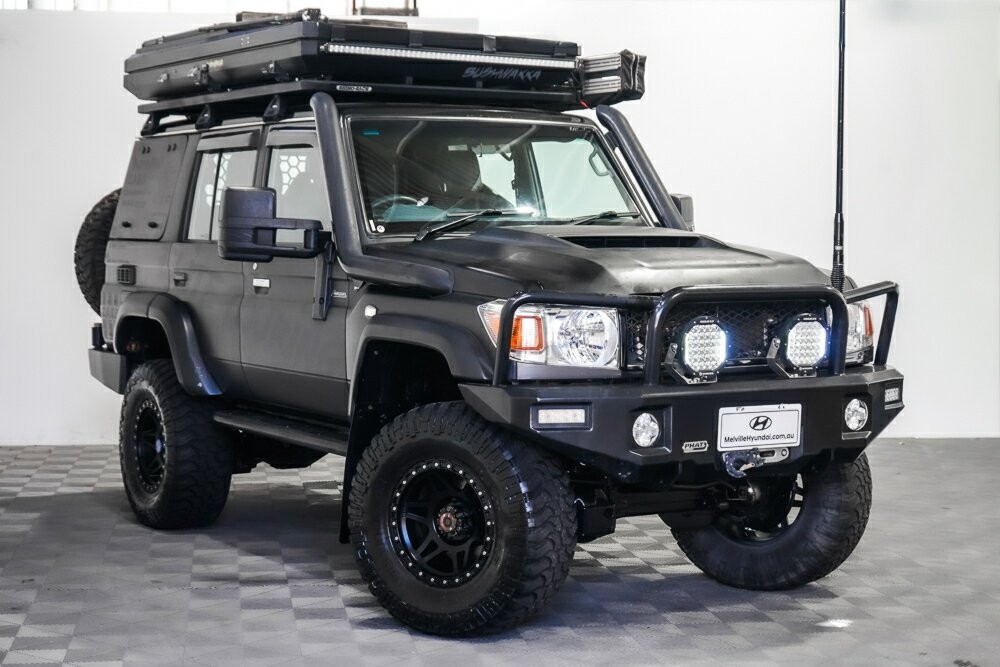Toyota Landcruiser image 1