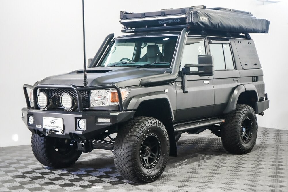Toyota Landcruiser image 4