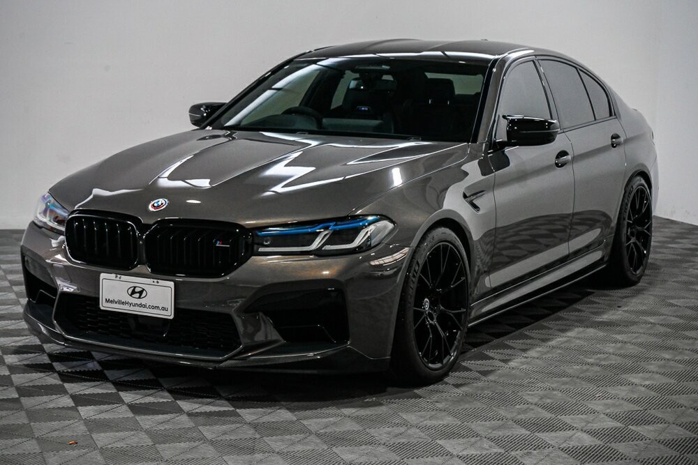 BMW M5 image 4