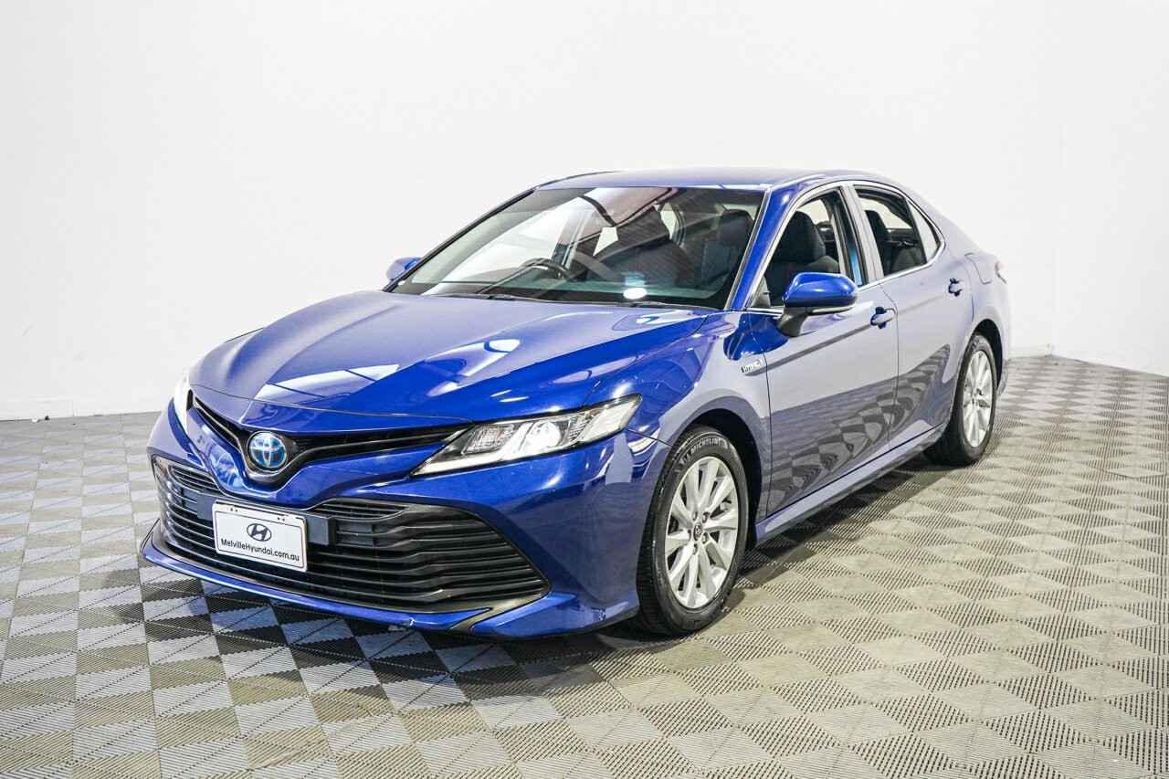 Toyota Camry image 3
