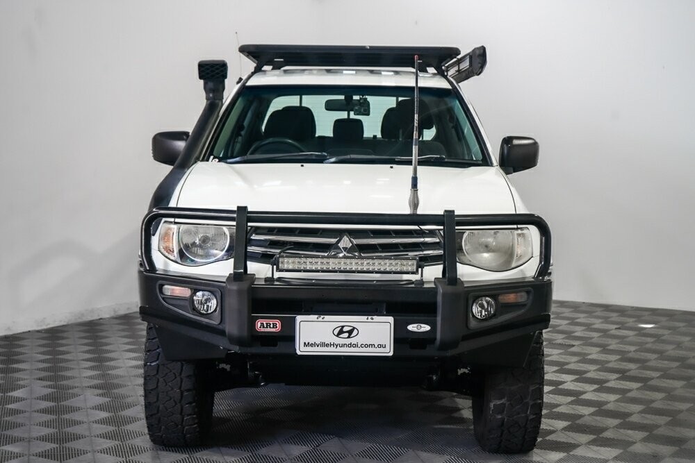 Mitsubishi Triton image 3
