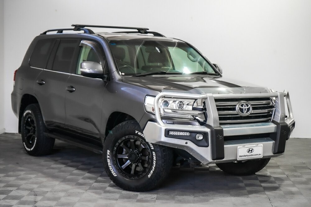 Toyota Landcruiser image 1