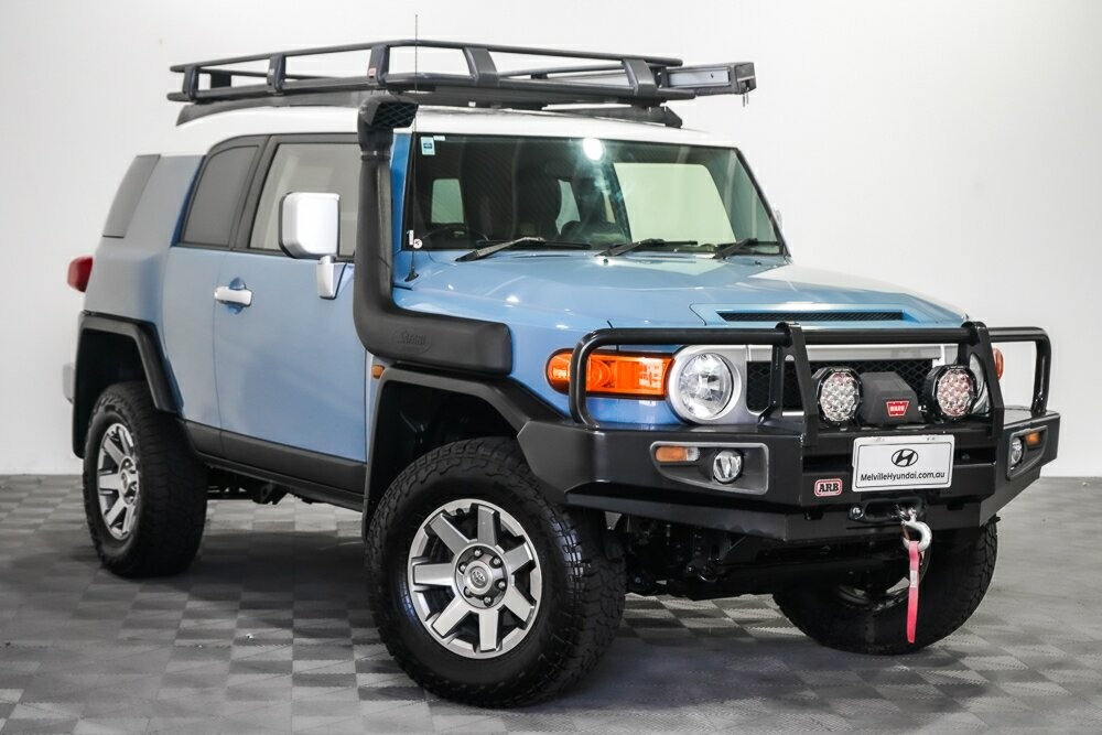 Toyota Fj Cruiser image 1