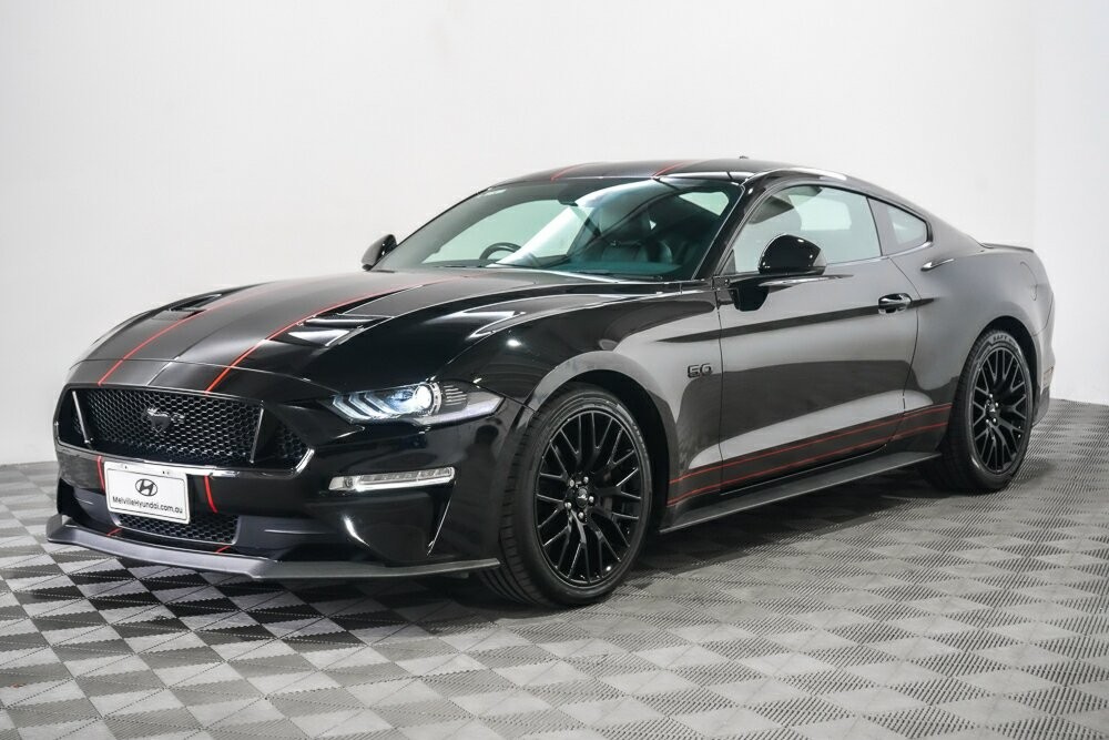 Ford Mustang image 4