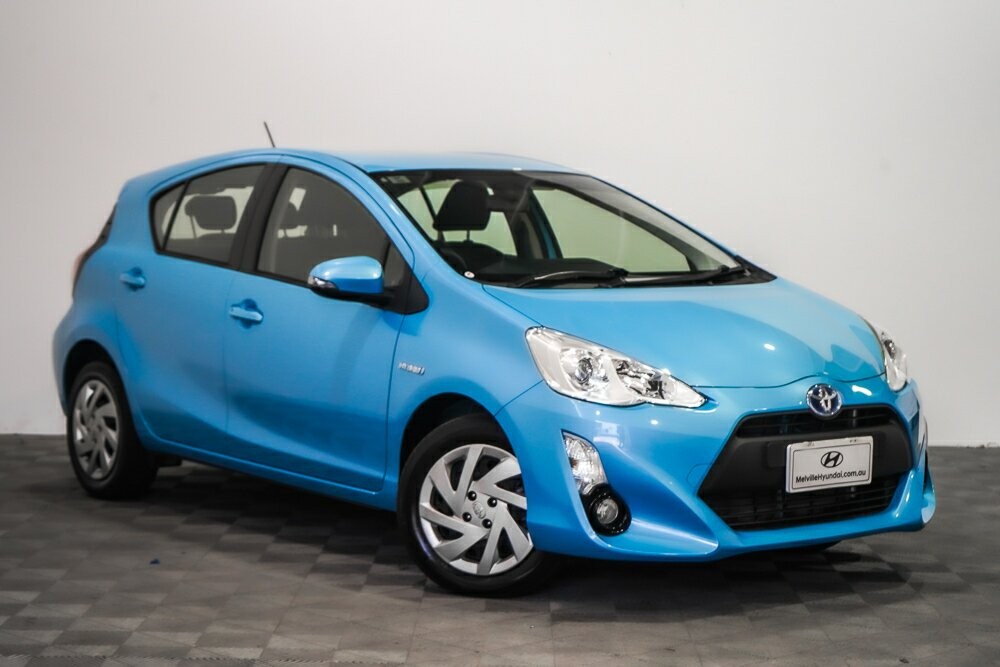 Toyota Prius C image 1