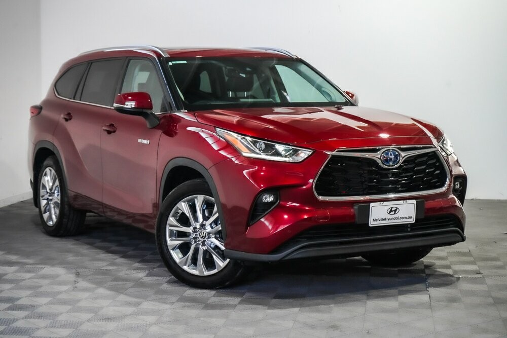 Toyota Kluger image 1