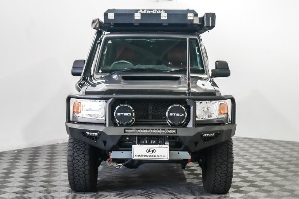 Toyota Landcruiser image 4