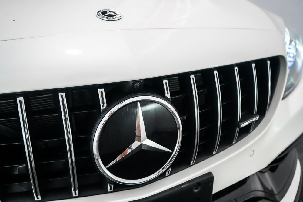 Mercedes Benz C-class image 3