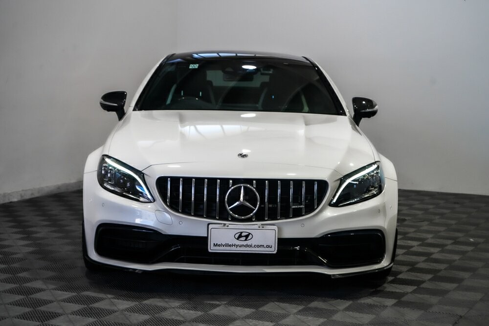 Mercedes Benz C-class image 4